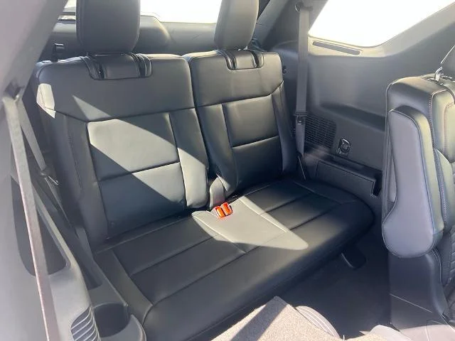 New 2026 Space White Metallic Ford ST-Line image 63