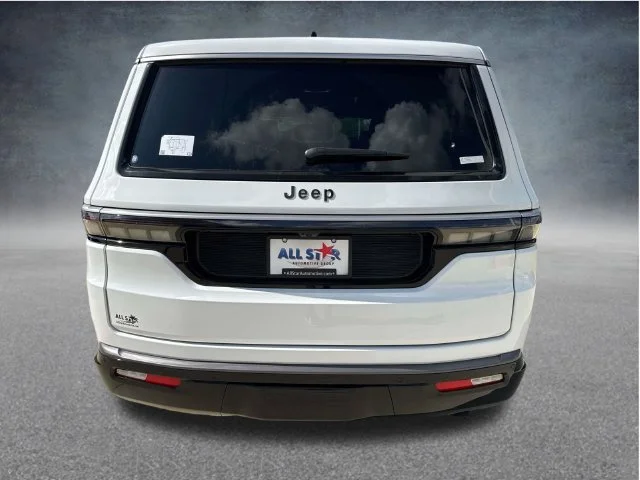 New 2026 Bright White Clear-Coat Exterior Paint Jeep  image 7