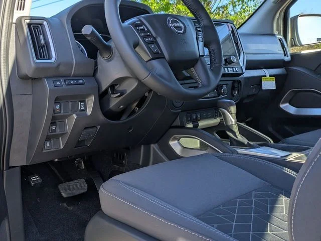 New 2026 Glacier White Nissan Crew Cab SV image 20