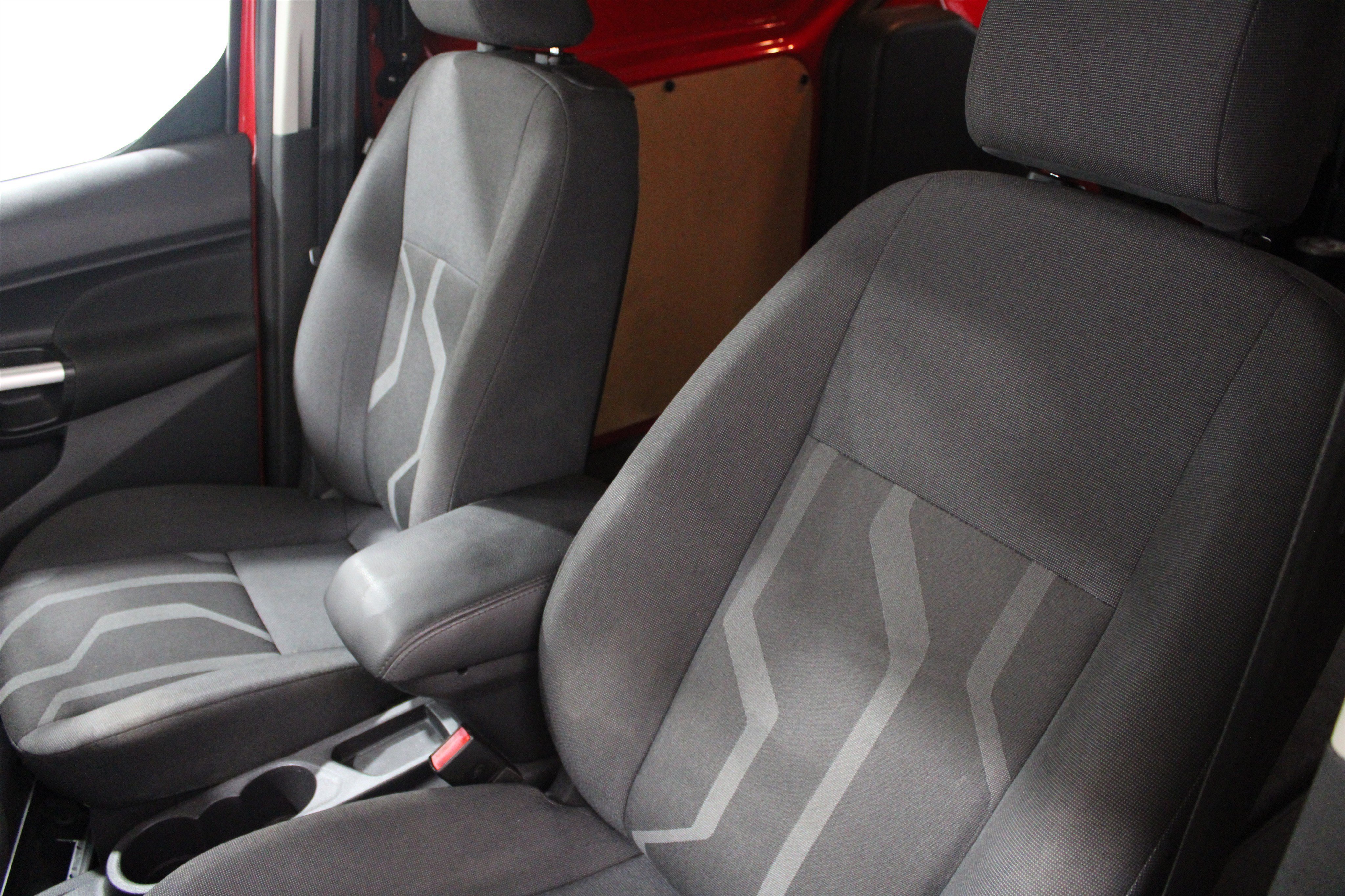 2015 Ford Transit Connect XLT - Photo 6