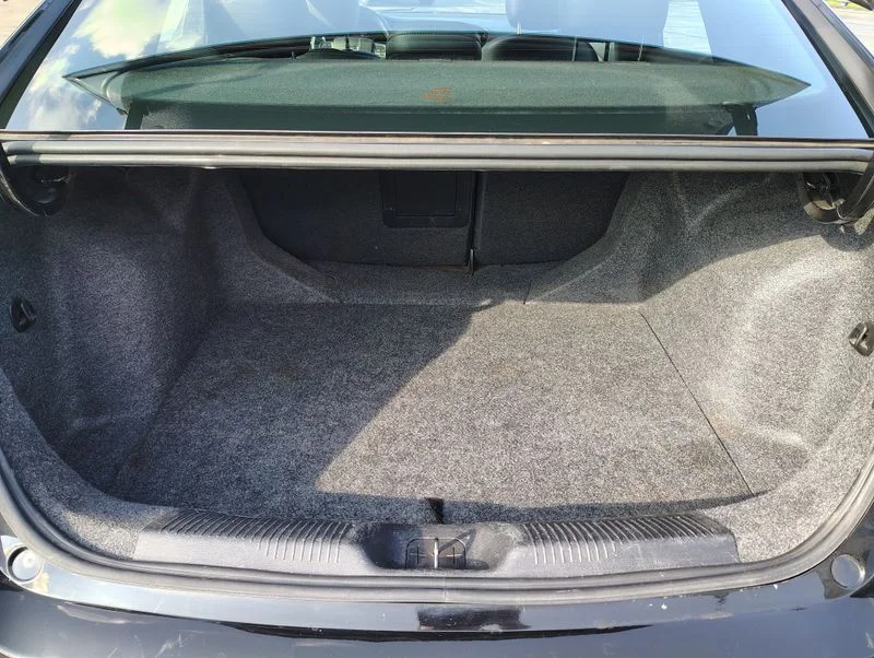 Used 2013 Black Dodge Limited image 18