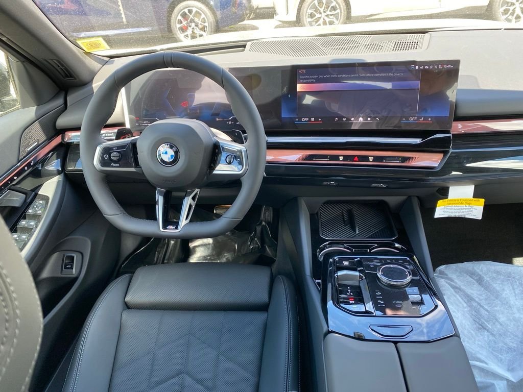 New 2027 Black Sapphire Metallic BMW 530i xDrive image 9