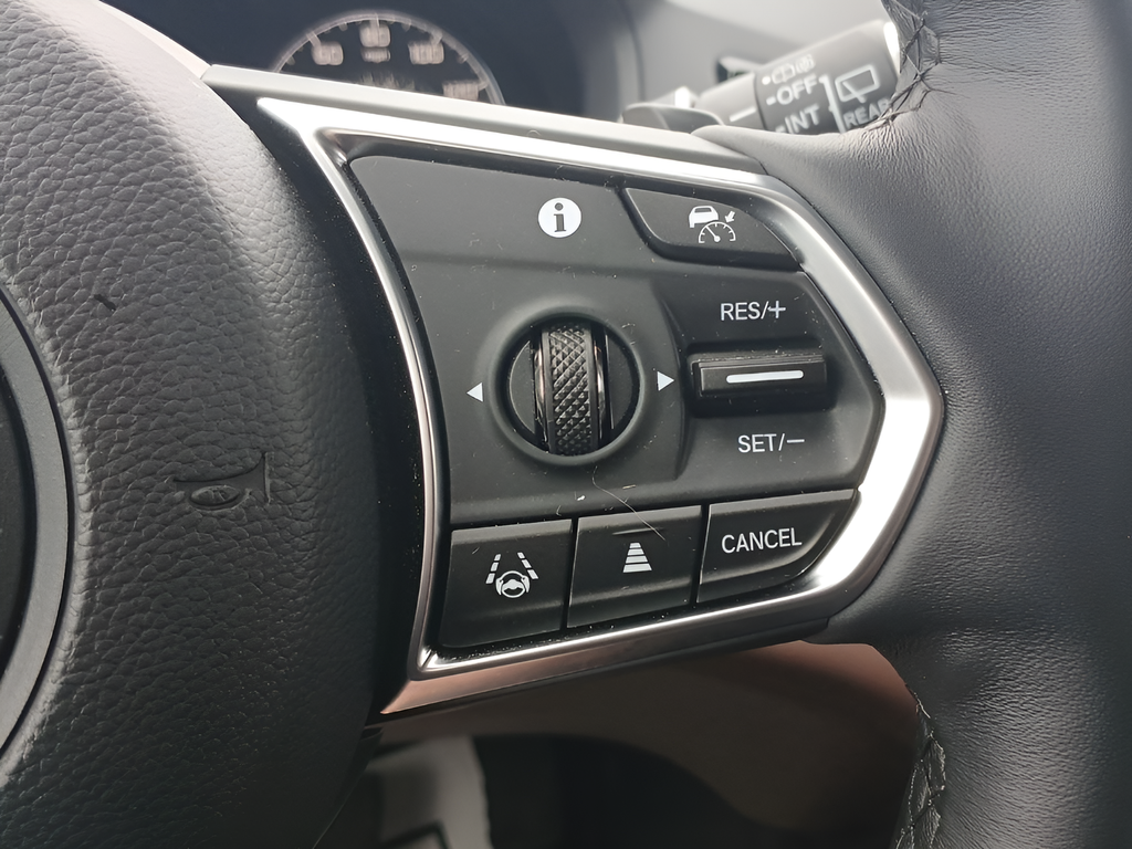 Used 2024 White Acura Technology Package image 21