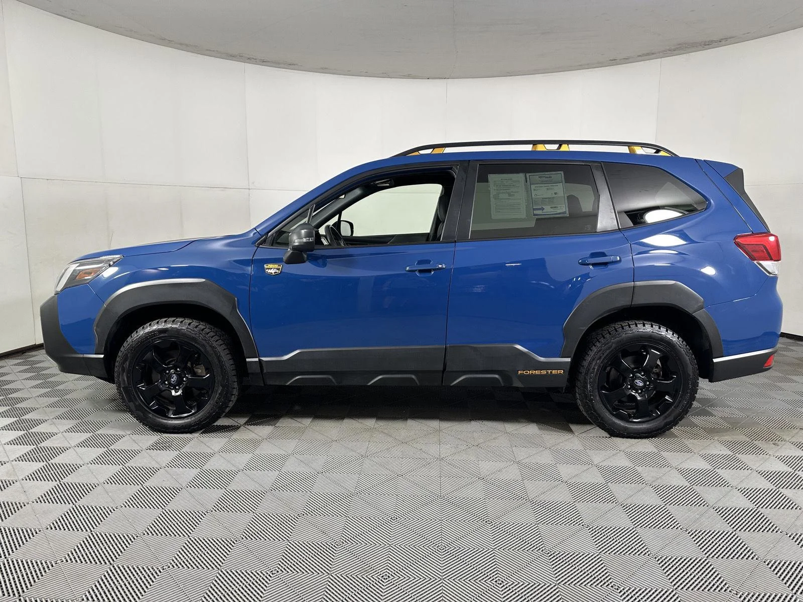 Used 2024 Geyser Blue Subaru Wilderness image 15