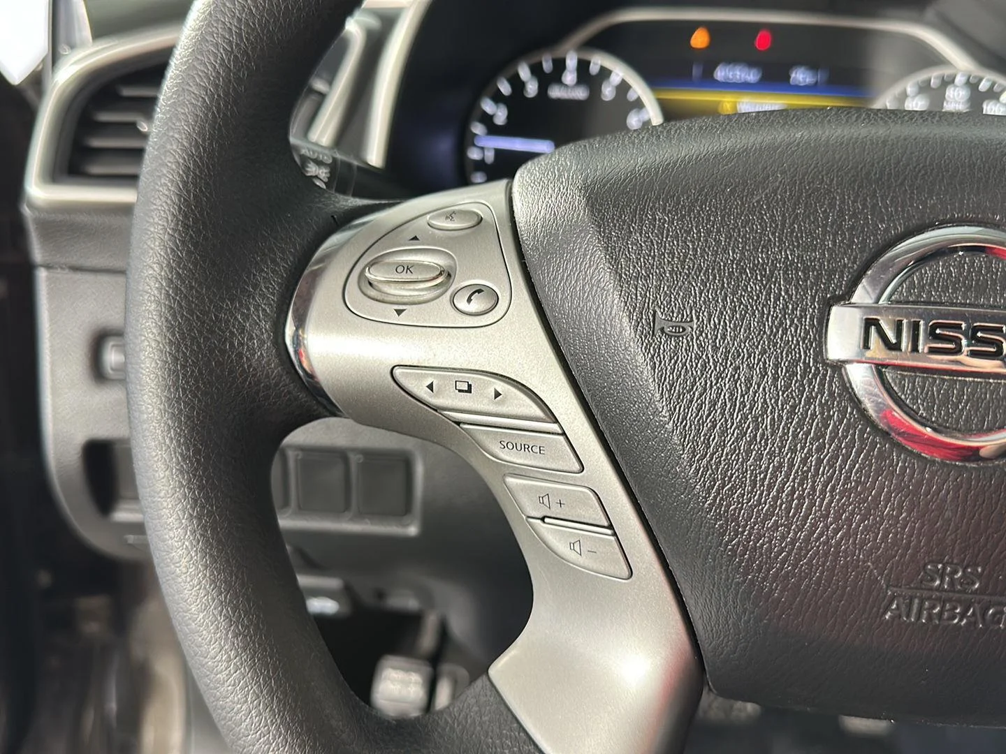 Used 2018 Java Metallic Nissan S image 19