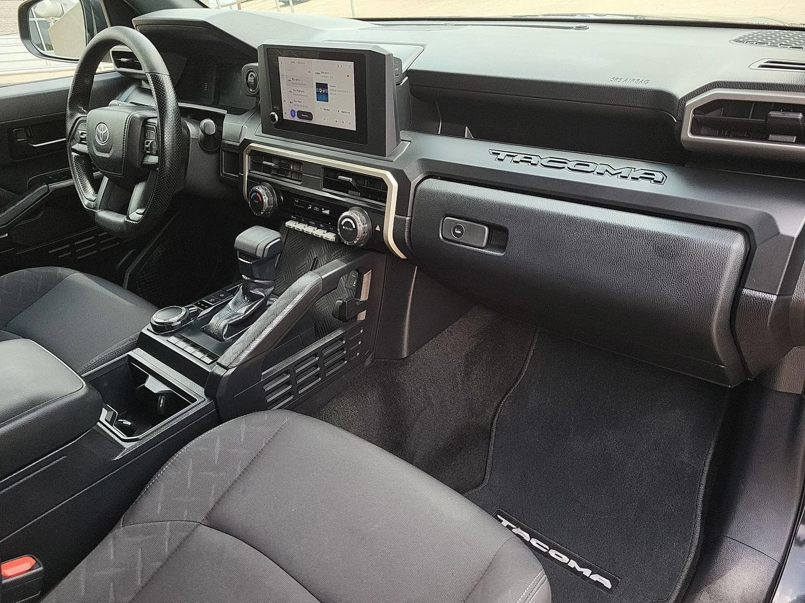 2024 Toyota Tacoma SR - Photo 19