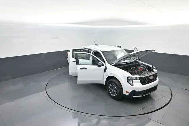 New 2026 Oxford White Ford XLT image 33