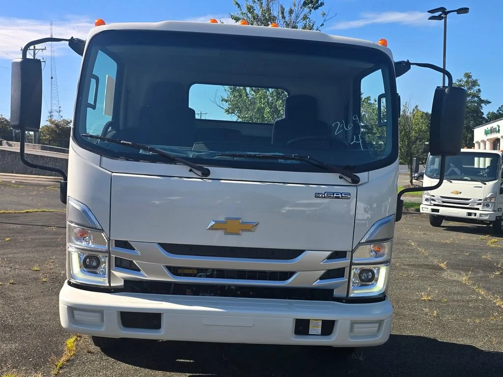 New 2027 Arc White Chevrolet  image 20