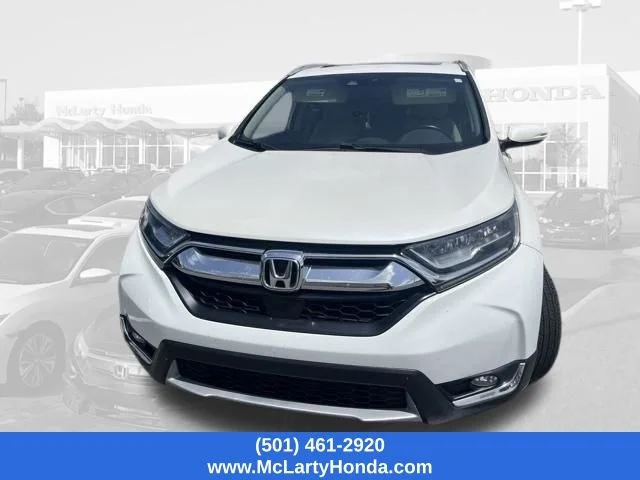Used 2017 White Diamond Pearl Honda Touring image 10