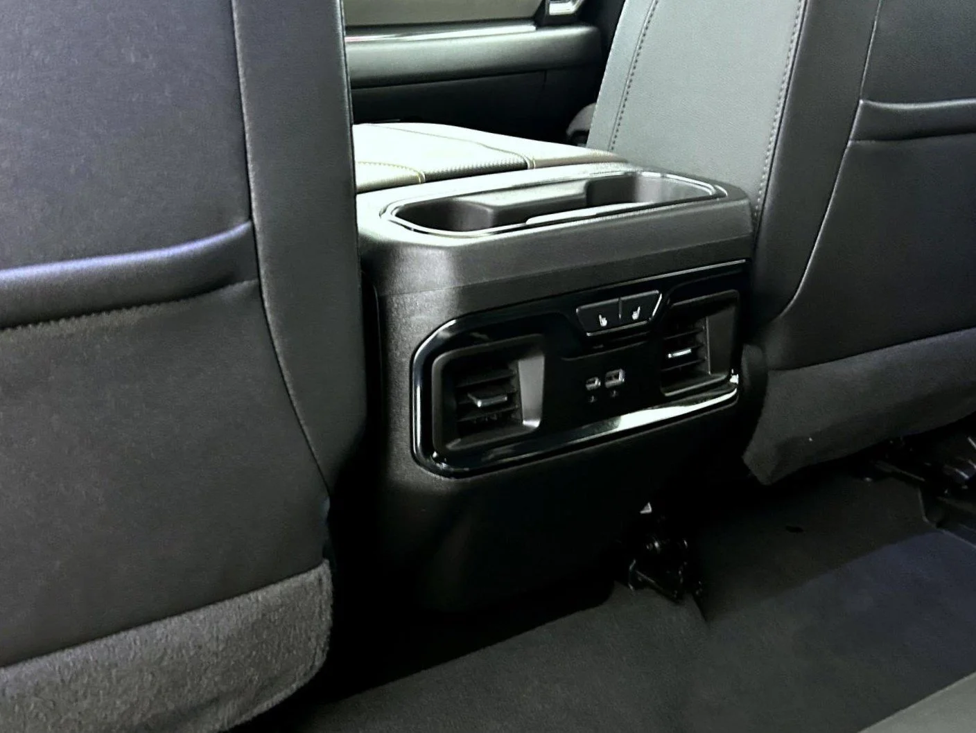 Used 2024 Gray Chevrolet ZR2 image 21