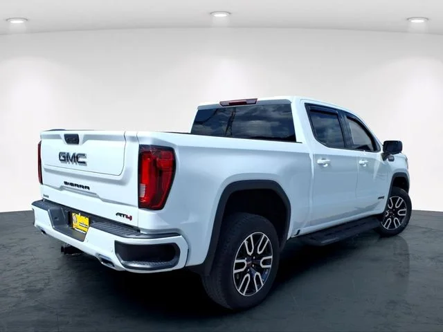 Used 2026 White GMC AT4 image 8
