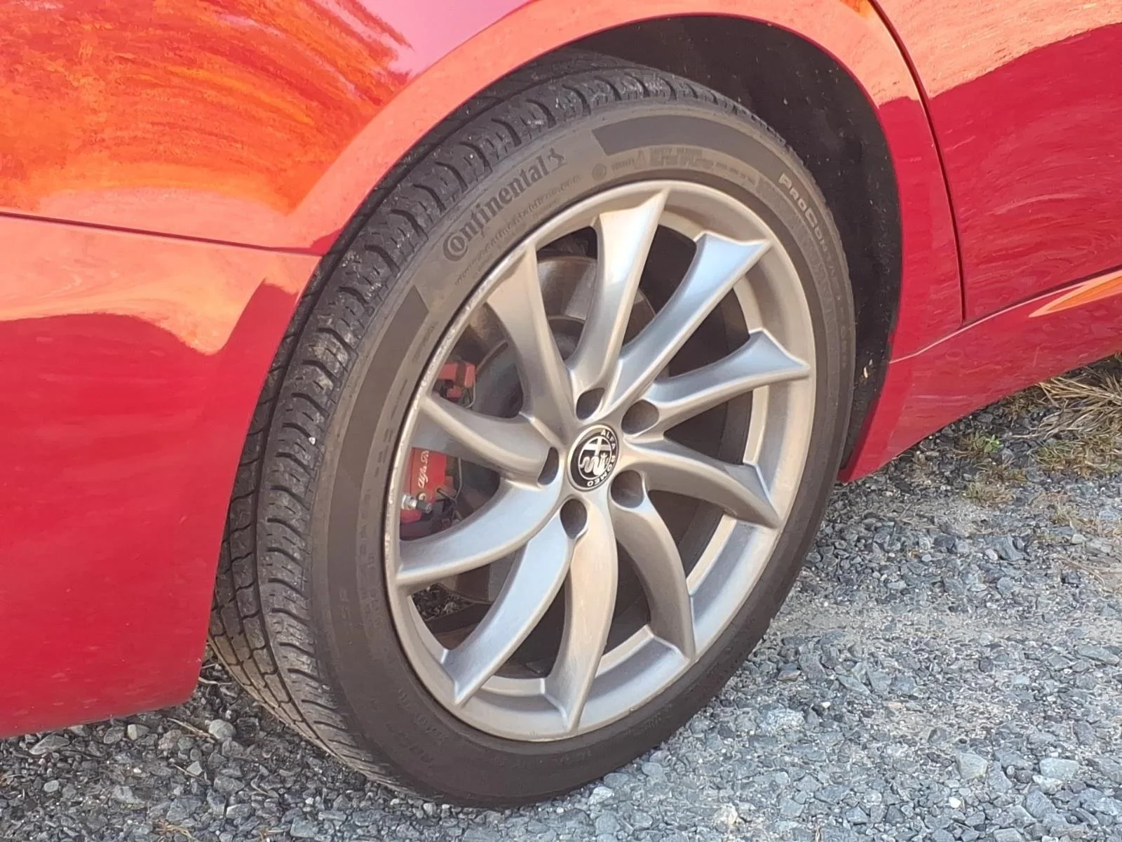 Used 2023 Alfa Rosso Alfa Romeo Ti image 12