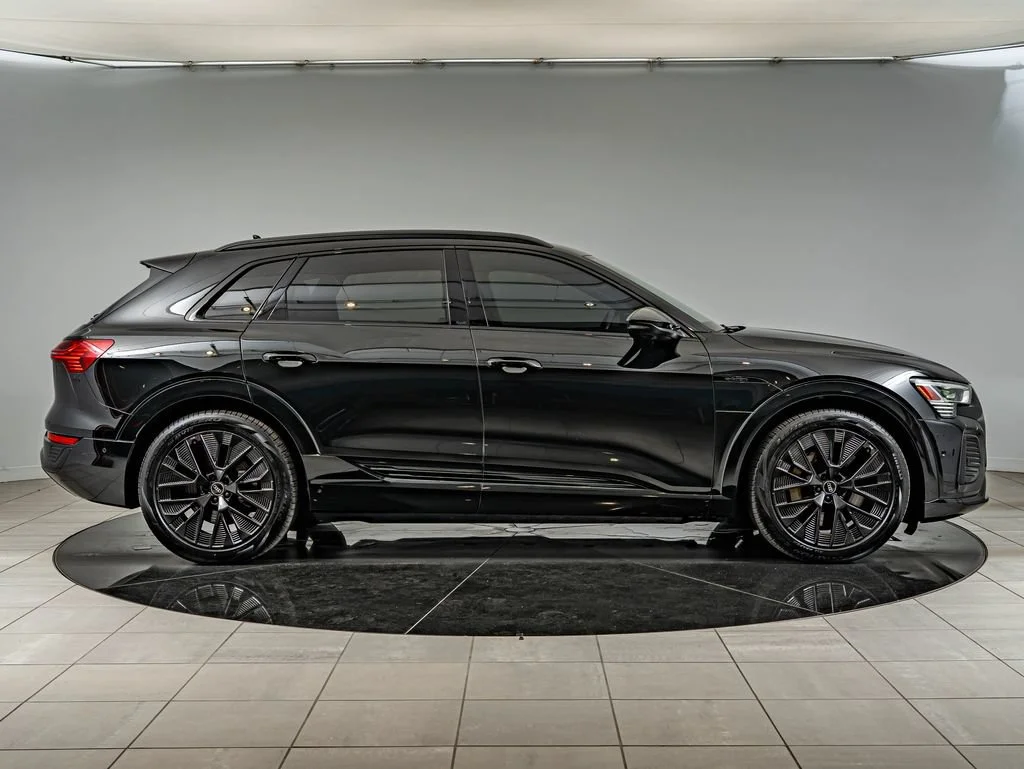 Certified Used 2024 Mythos Black Metallic Audi Prestige image 4
