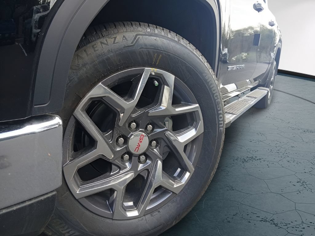 New 2026 Onyx Black GMC SLT image 2
