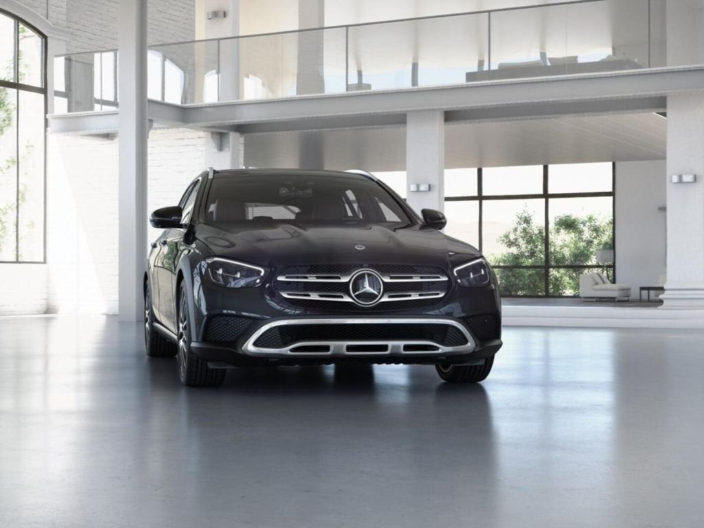 Certified Used 2022 Black Mercedes-Benz  image 9