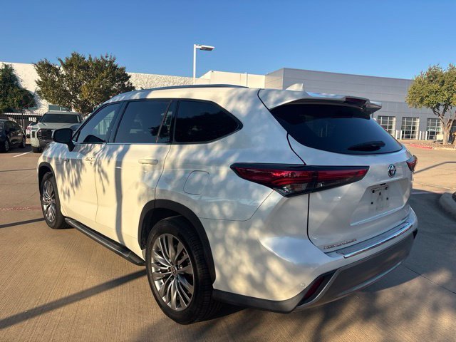 Used 2020 White Toyota Platinum image 7