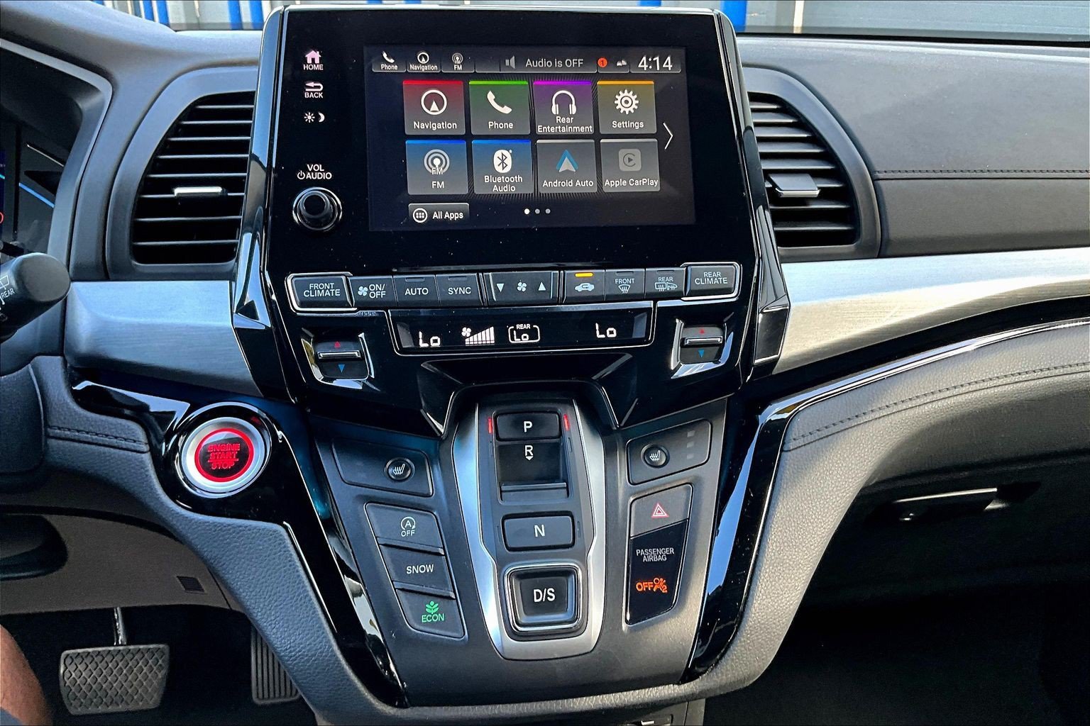 Used 2024 Black Honda Touring image 11