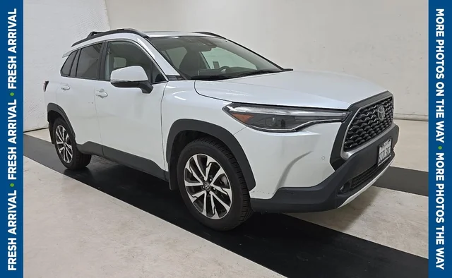 2022 Toyota Corolla Cross XLE