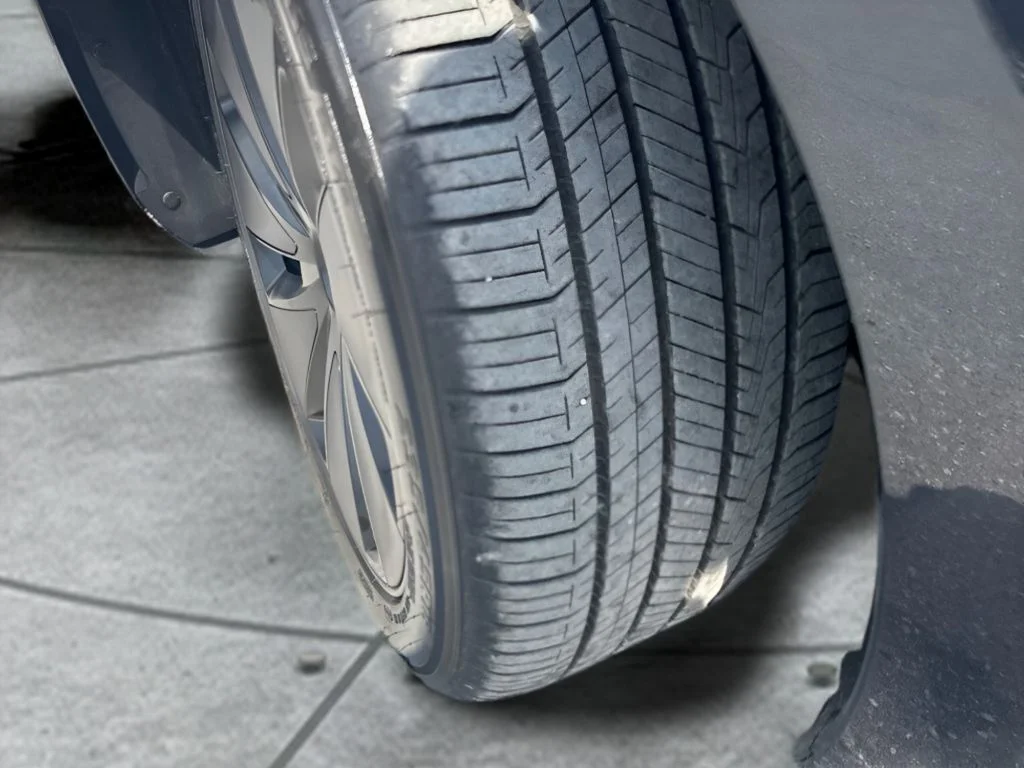 Used 2025 Black Tesla Long Range image 33