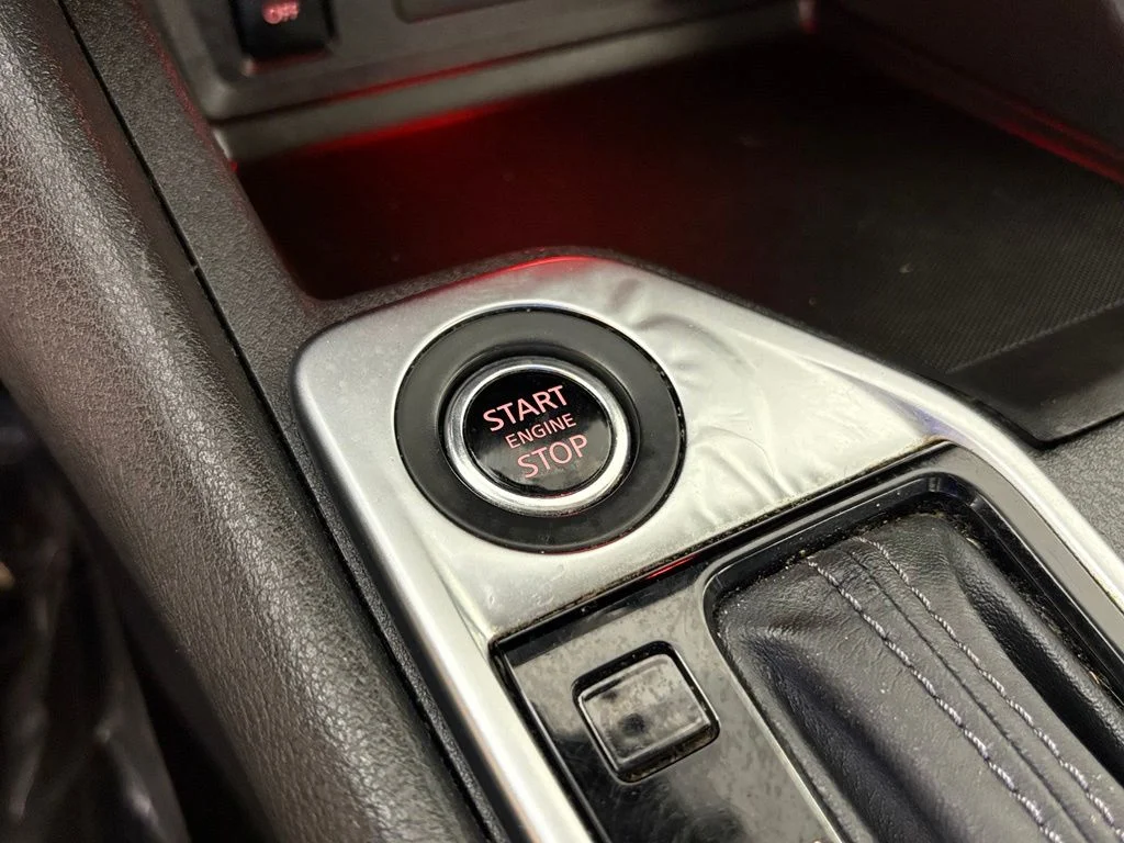 Used 2024 Gray Nissan SV image 28