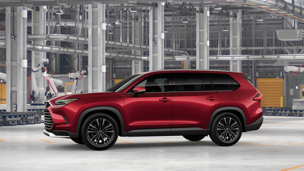 New 2026 Ruby Flare Pearl Toyota Hybrid MAX Platinum image 3