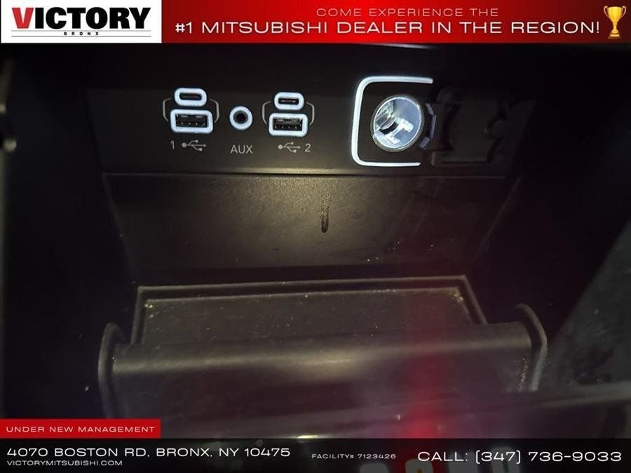 Used 2023 Black Jeep Limited image 51