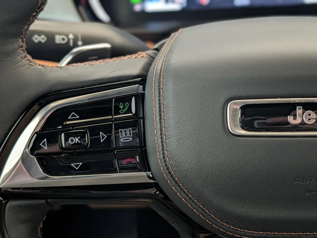 New 2026 Black Jeep Summit - - 4x4 - Advanced ProTech Group IV - Palermo Leather Seats - Head-Up Display & More! image 18