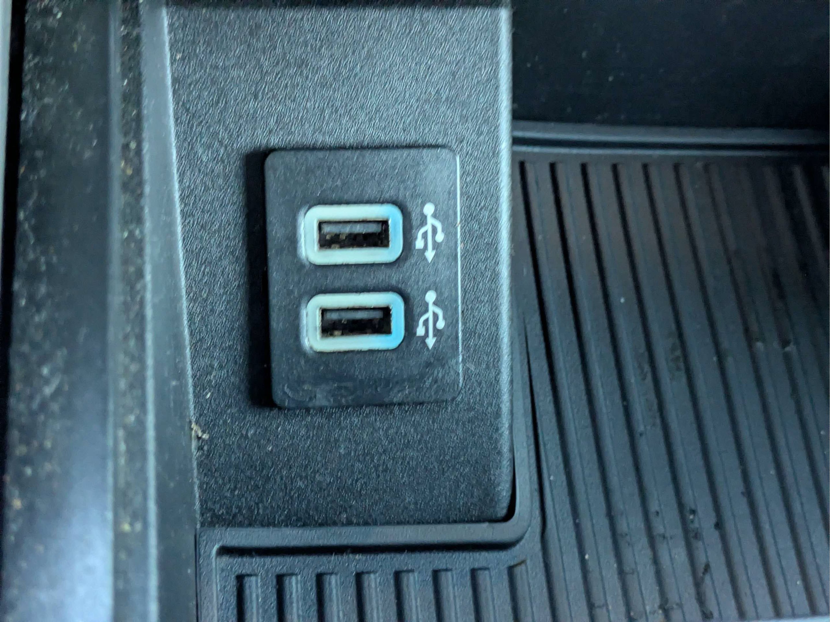 Used 2017 Magnetic Ford Lariat image 21