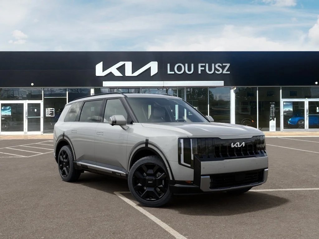 New 2027 Ivory Silver Kia SX image 8