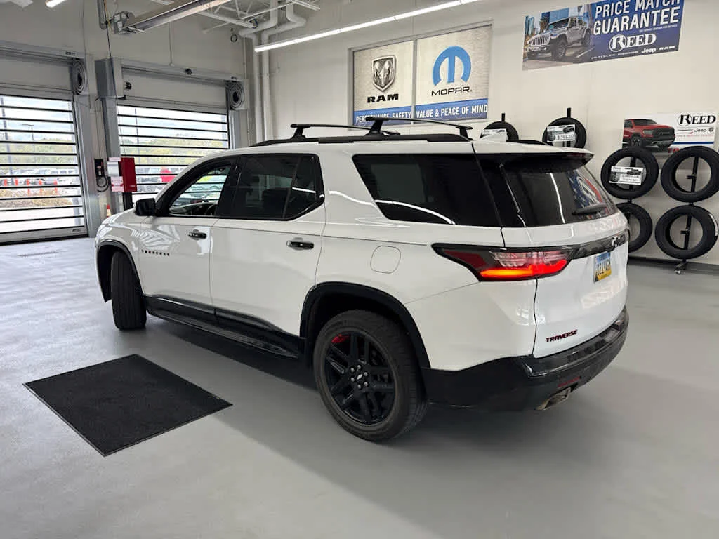Used 2018 Summit White Chevrolet Premier image 7