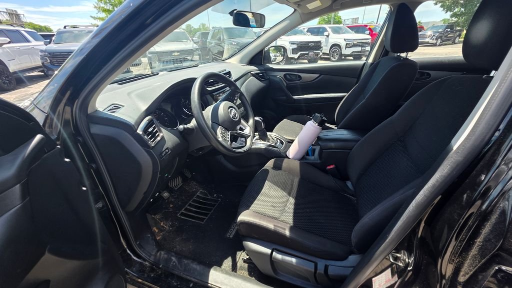 Used 2019 Nissan Rogue Sport S with VIN JN1BJ1CPXKW210807 for sale in Champaign, IL