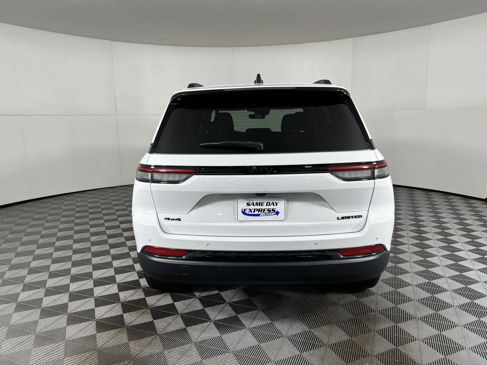 Used 2025 Bright White Clearcoat Jeep Limited image 8
