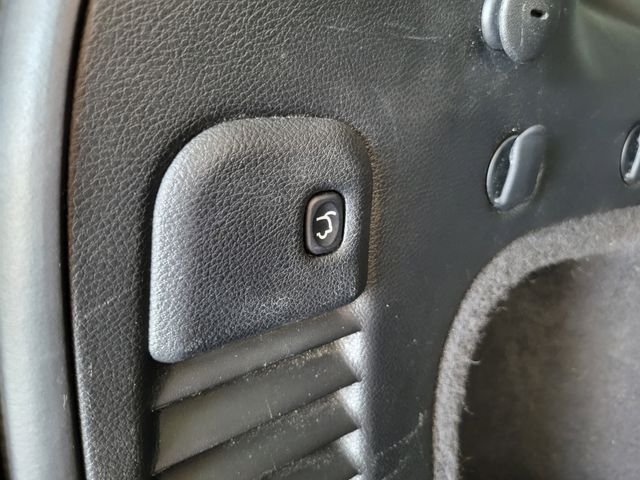 Used 2020 Blue Jeep Limited image 24