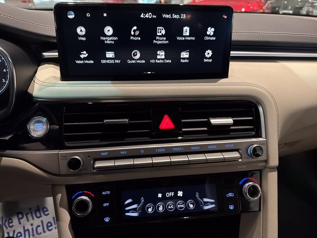 2026 GENESIS G70 Standard - Photo 10