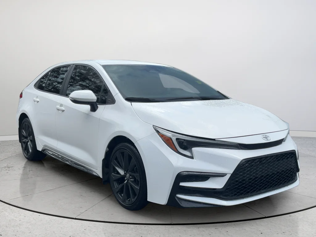2023 Toyota Corolla SE CVT's photo