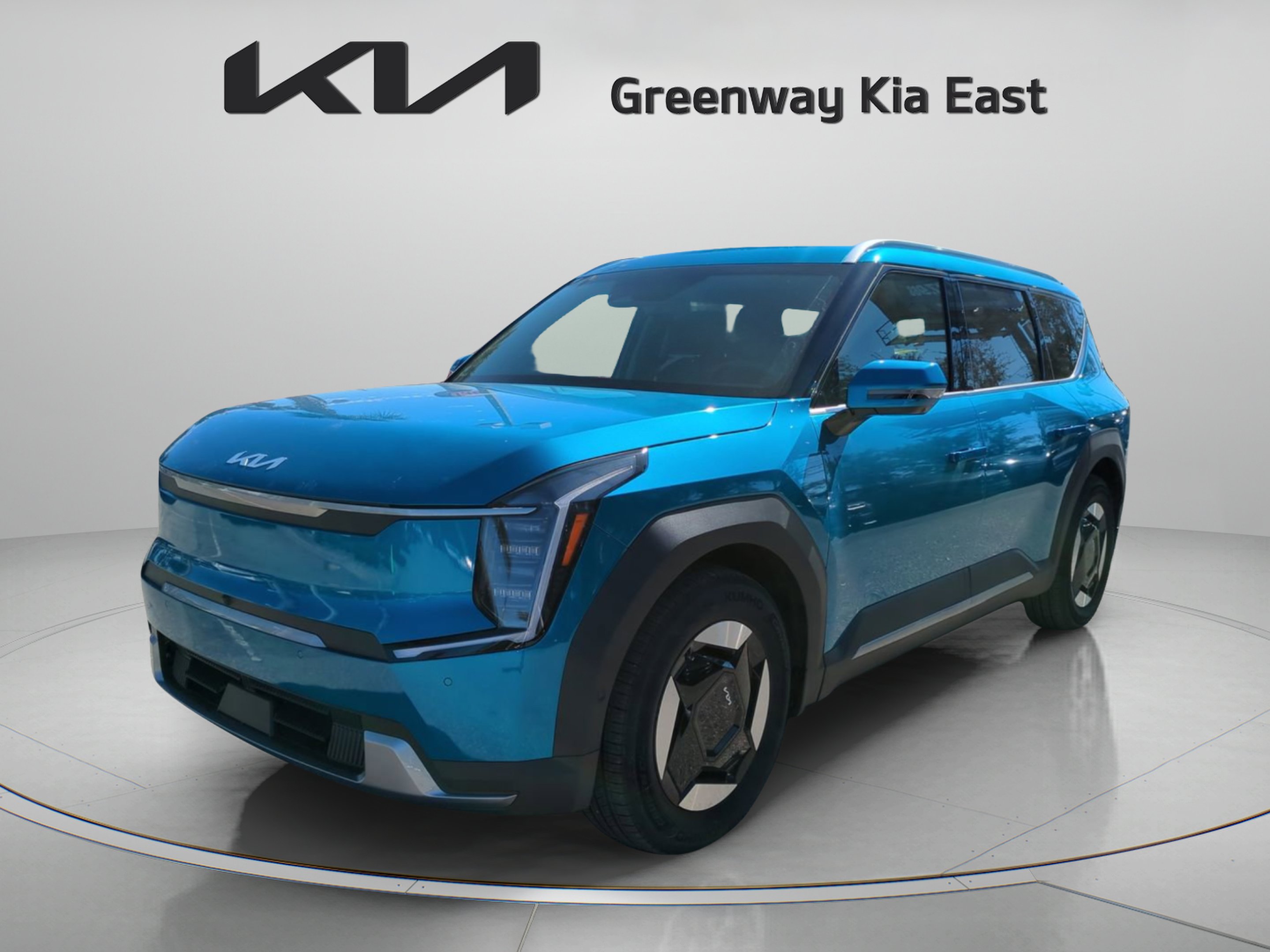 New 2026 Ocean Blue Kia Wind AWD image 10