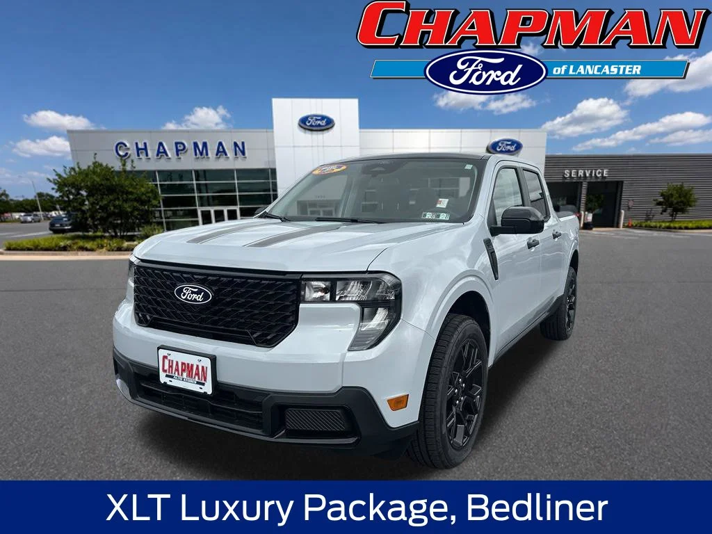 New 2026 Space White Metallic Ford XLT image 1