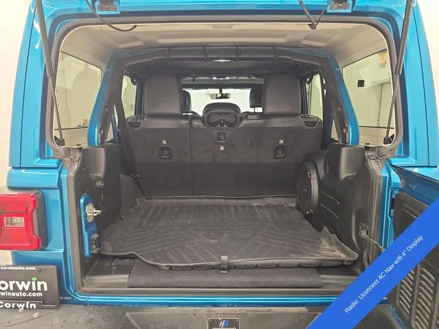 Used 2020 Bikini Pearlcoat Jeep Unlimited Sahara image 15
