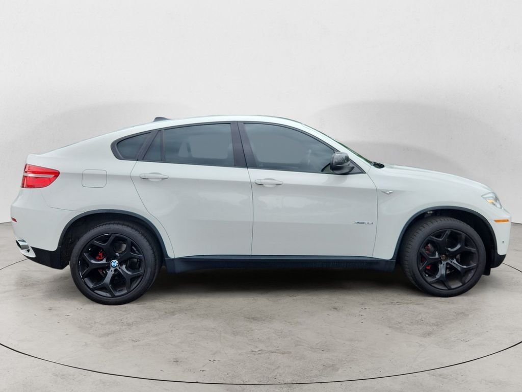 Used 2014 White BMW xDrive35i image 4