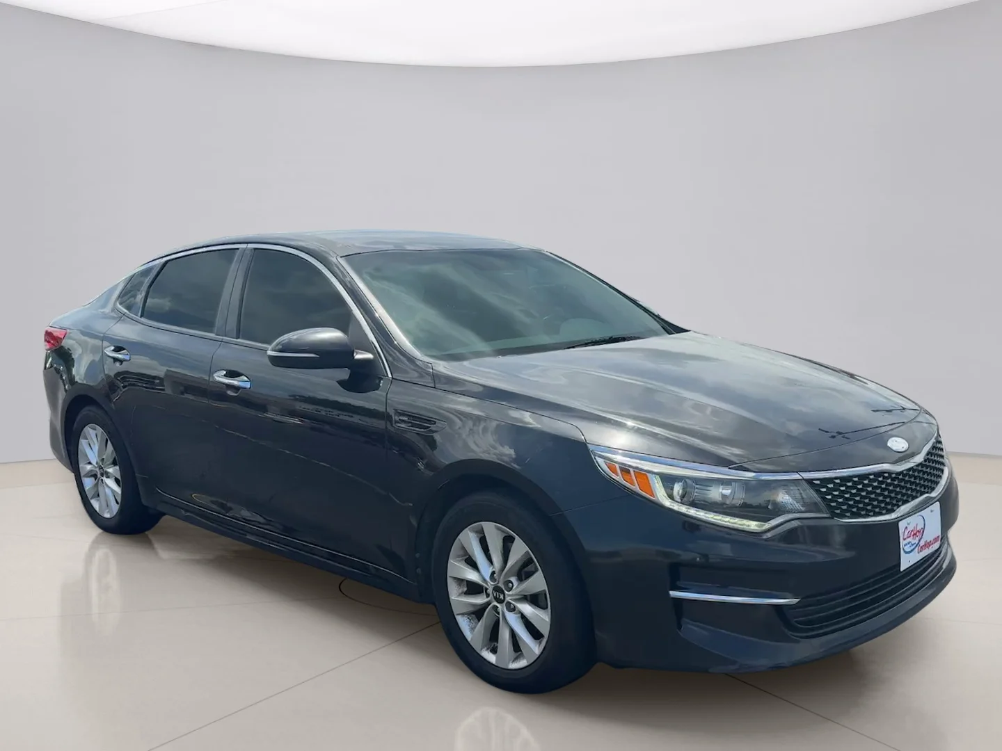 Used 2018 Black Kia EX image 7