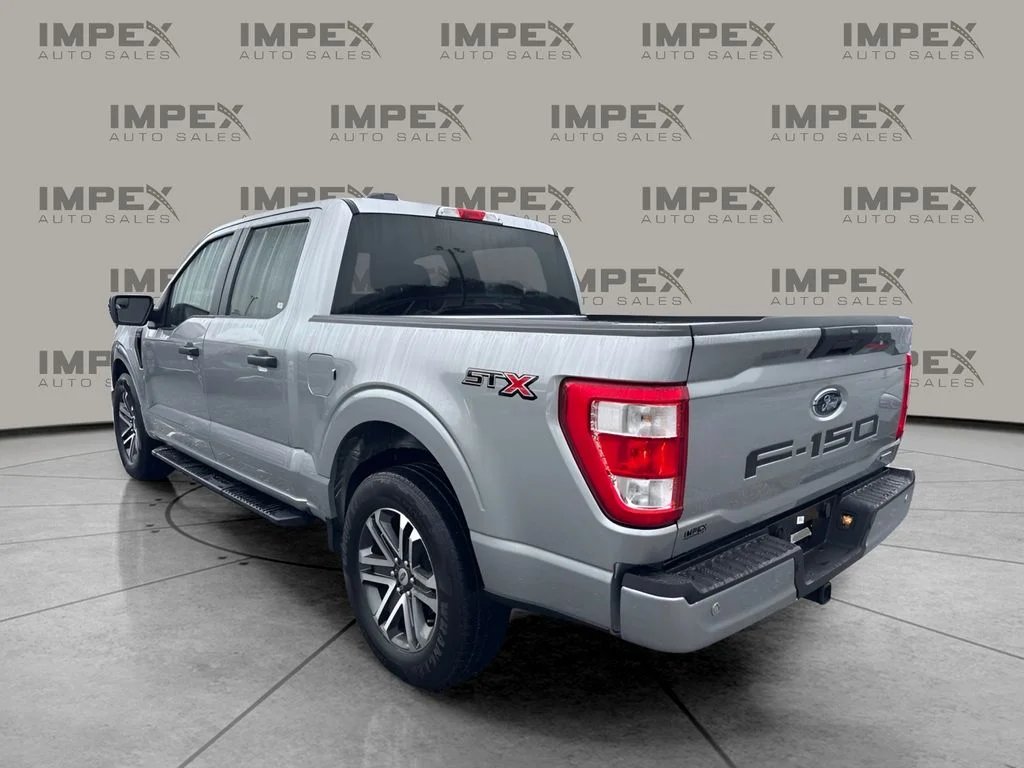 Used 2023 Silver Ford XL image 2