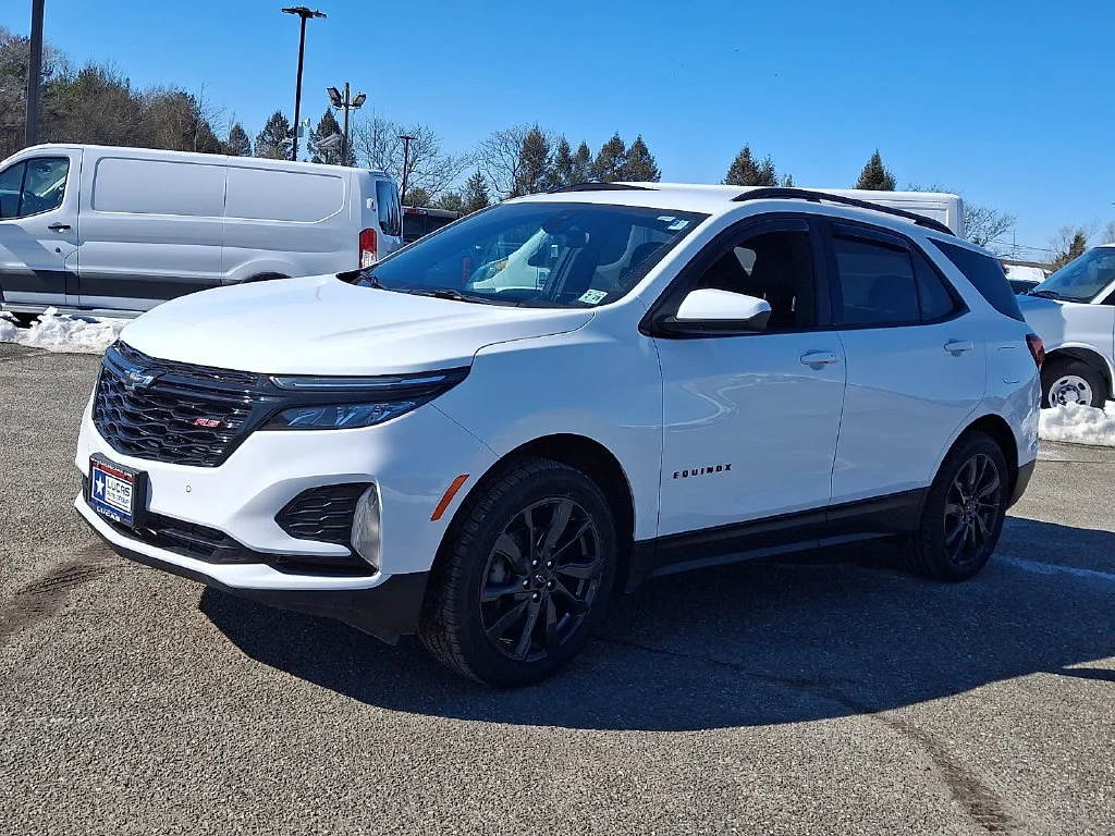 Used 2024 Summit White Chevrolet RS image 6