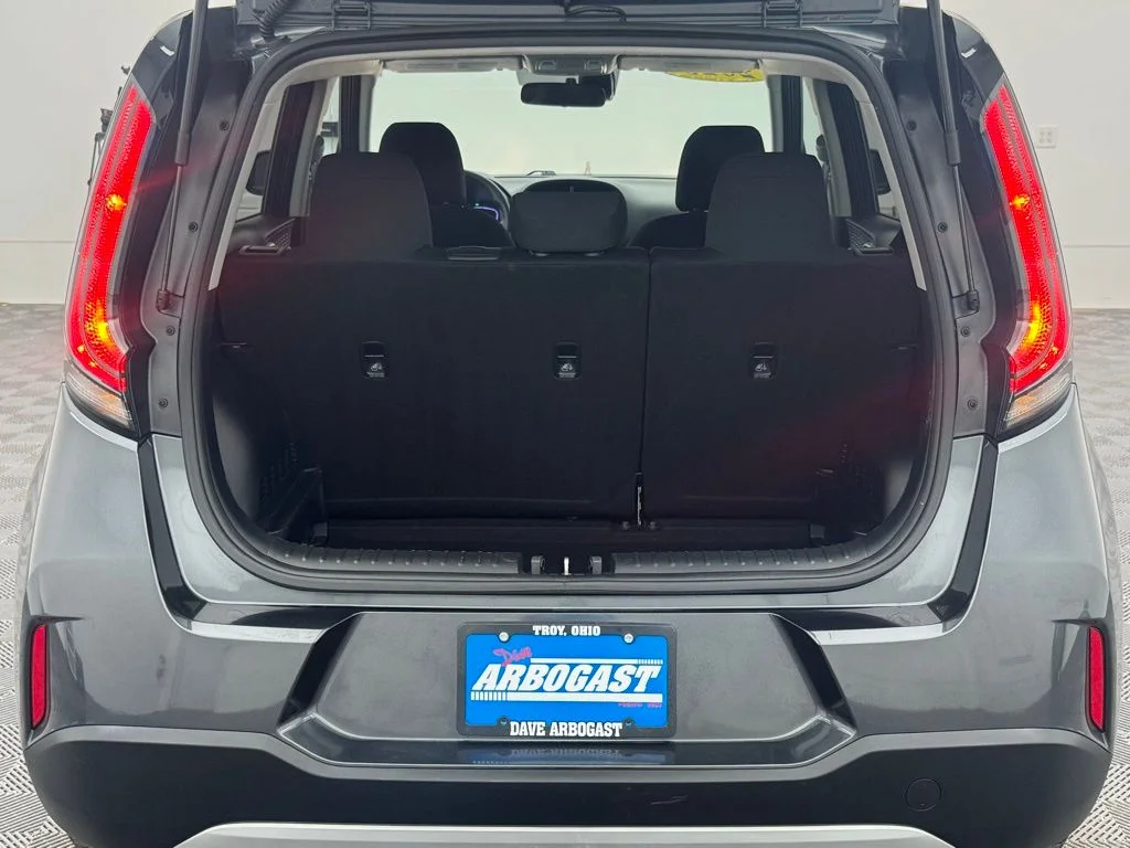 Used 2023 Gravity Gray Kia LX image 8