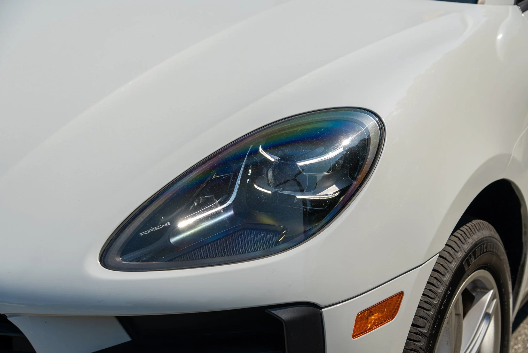 Used 2021 Carrara White Metallic Porsche  image 16