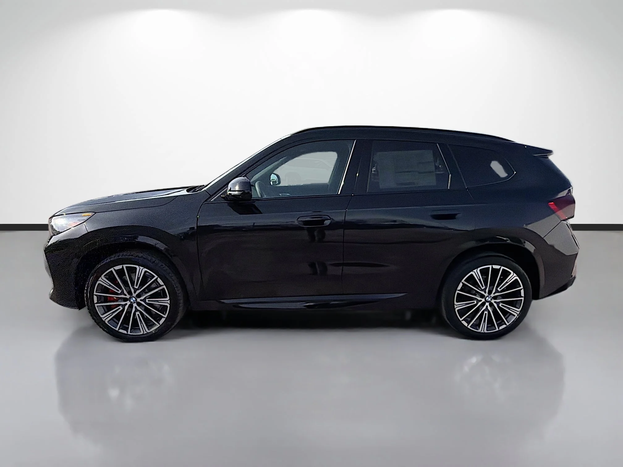 New 2026 Black Sapphire Metallic BMW xDrive28i image 6