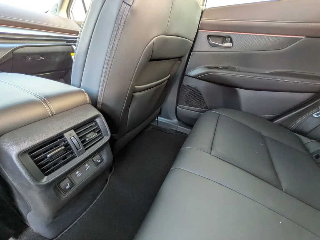 New 2026 White Nissan Platinum image 32