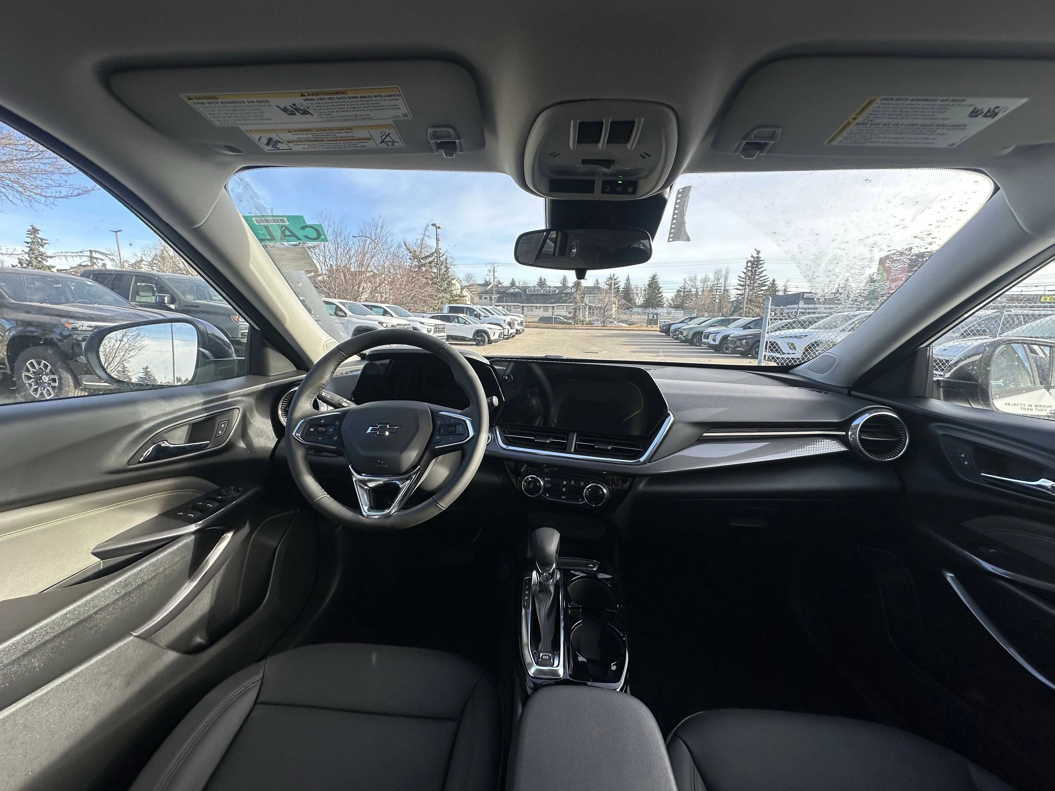 New 2026 Summit White Chevrolet ACTIV image 21
