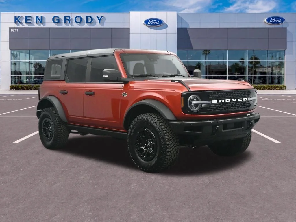 2023 Ford Bronco Wildtrak 4x4's photo