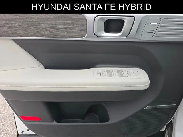 Used 2025 White Hyundai Calligraphy image 27