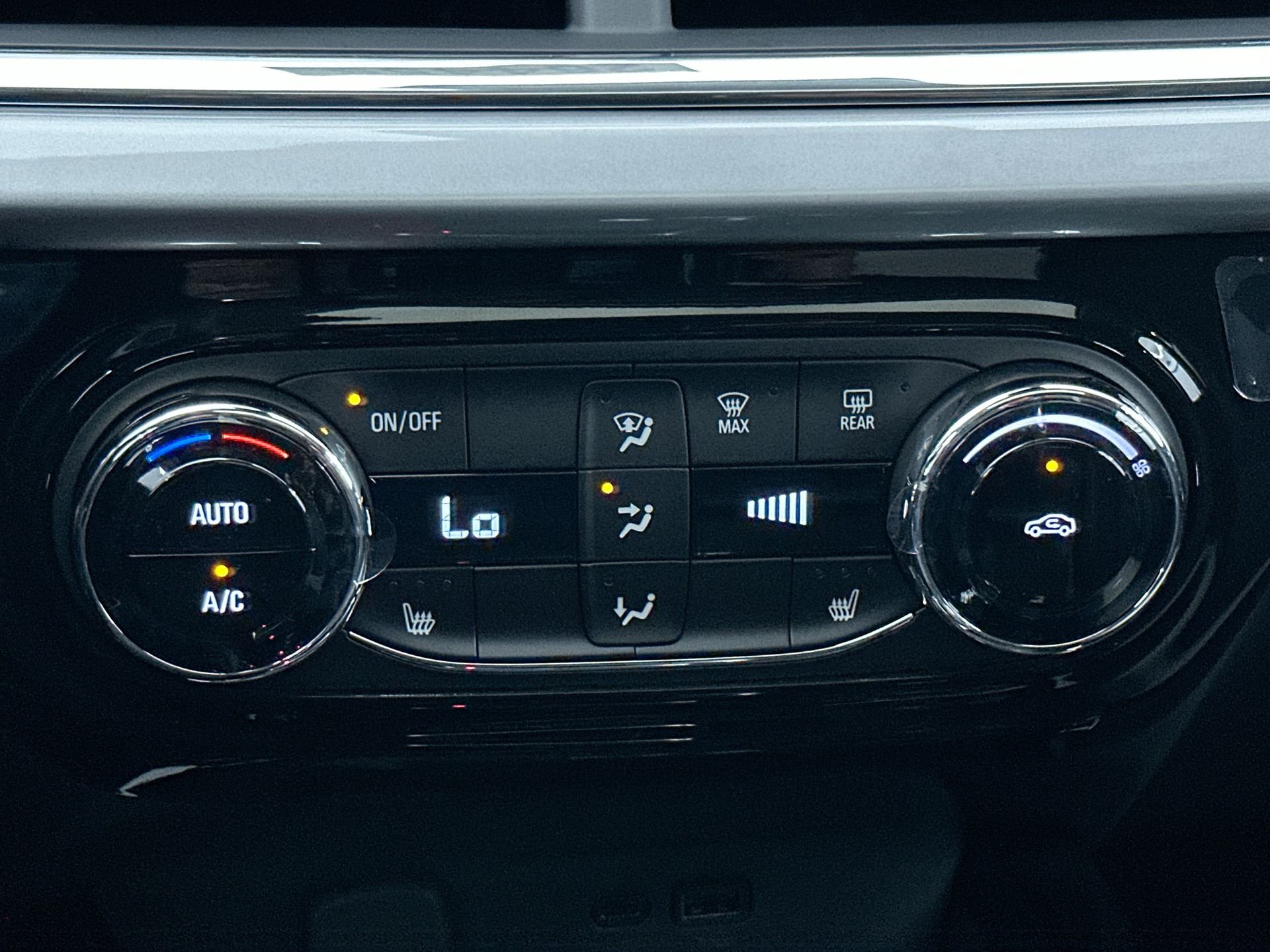 2026 Chevrolet Trax LT - Photo 71